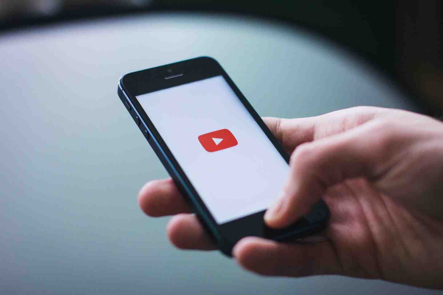 Новости мира / Политика в мире / В YouTube закрыли канал президента Венесуэлы Николаса Мадуро