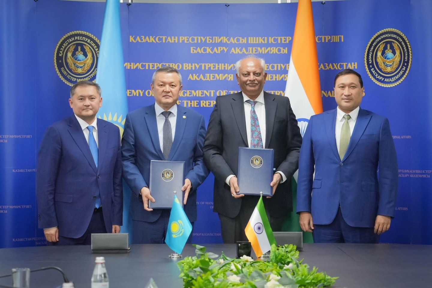 Новости Казахстана / Қазақстанда Үндістан жоғару оқу орнының бөлімі ашылады