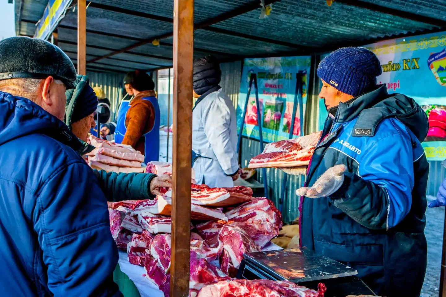 Усть-Каменогорск и ВКО / Усть-Каменогорск / Сегодня в Усть-Каменогорске пройдут четыре сельскохозяйственные ярмарки Усть-Каменогорск и ВКО / Усть-Каменогорск / Сегодня в Усть-Каменогорске пройдут четыре сельскохозяйственные ярмарки