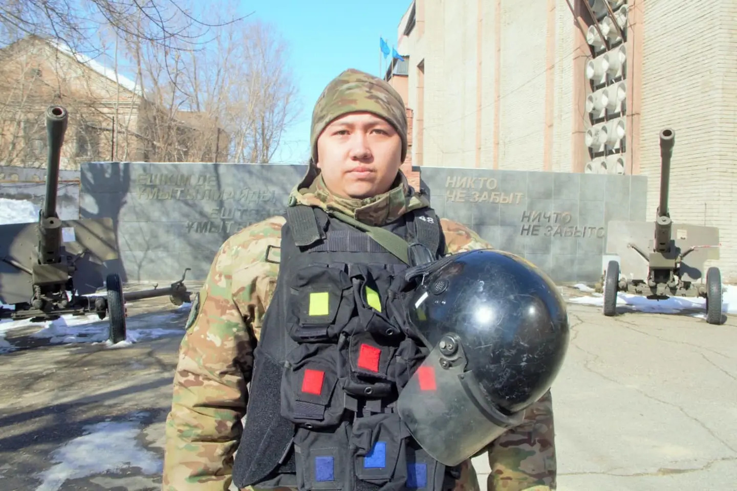 Усть-Каменогорск и ВКО / ШҚО-да Ұлттық ұлан сарбаздары тұңғыш әскери театр ашты