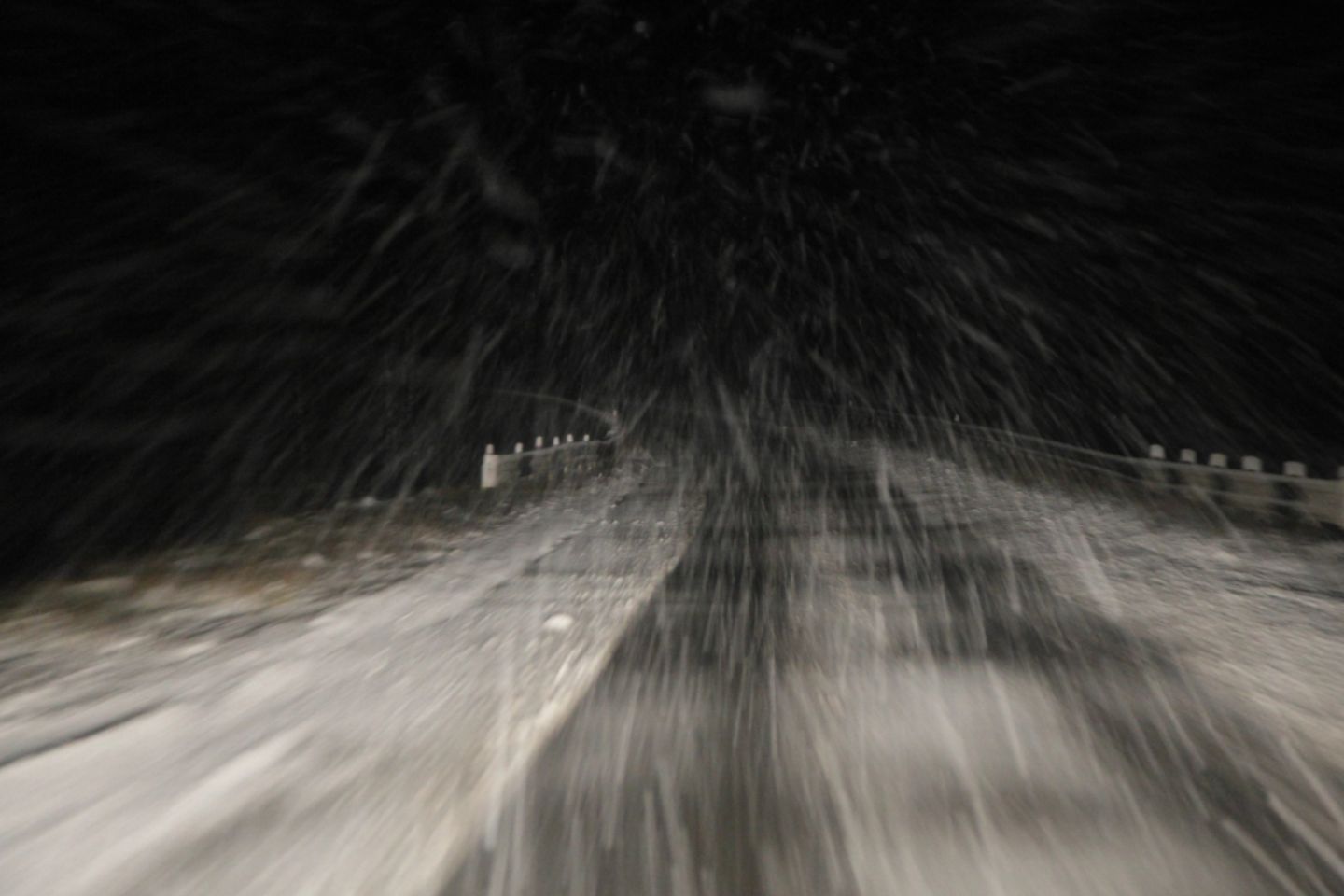 Новости Казахстана / 79 человек эвакуировали из-за снежной бури в Актюбинской области