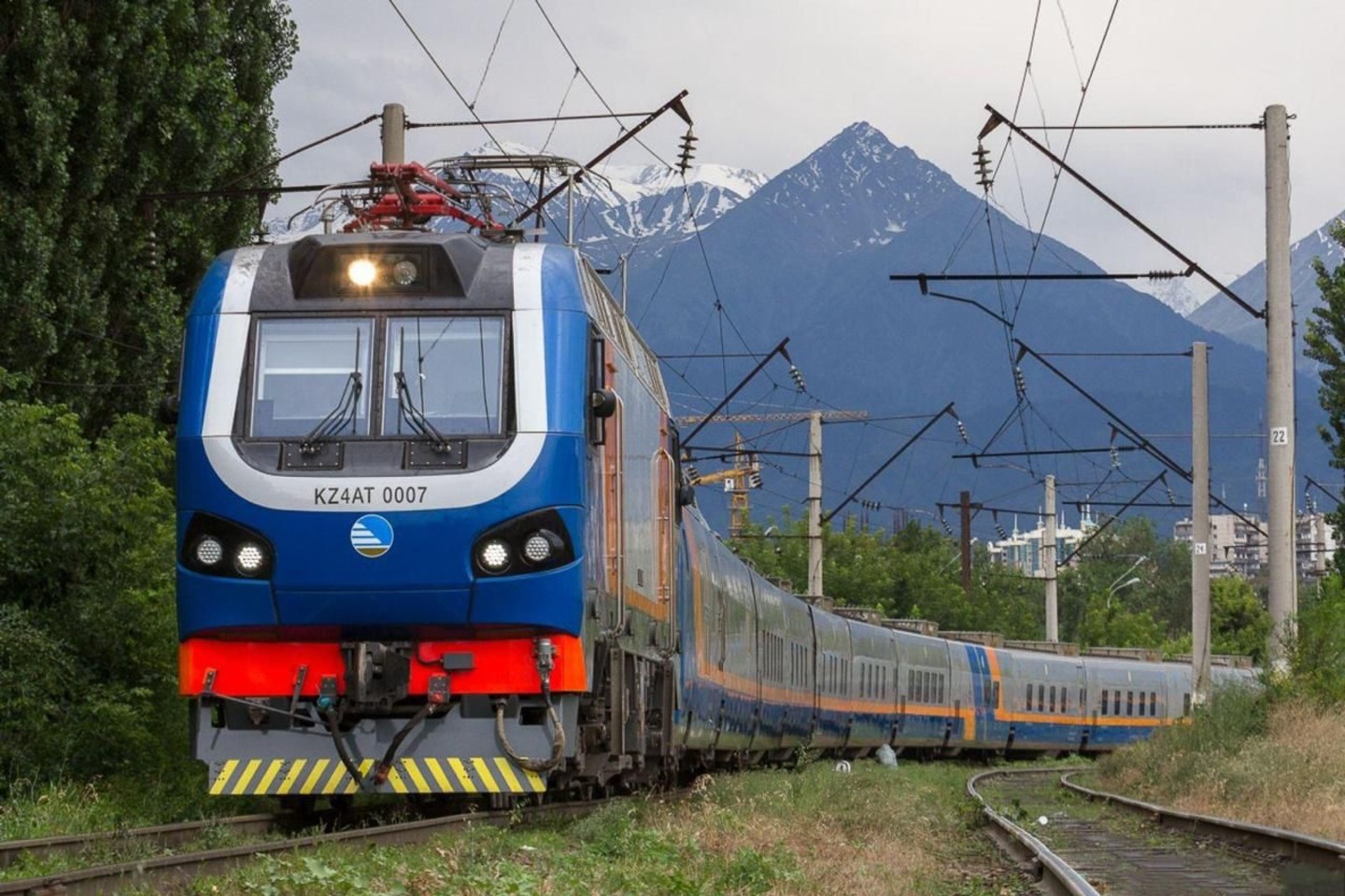 Новости Казахстана / Күзде Өскеменге Астана мен Алматыдан келетін пойыз билеттері арзандайды