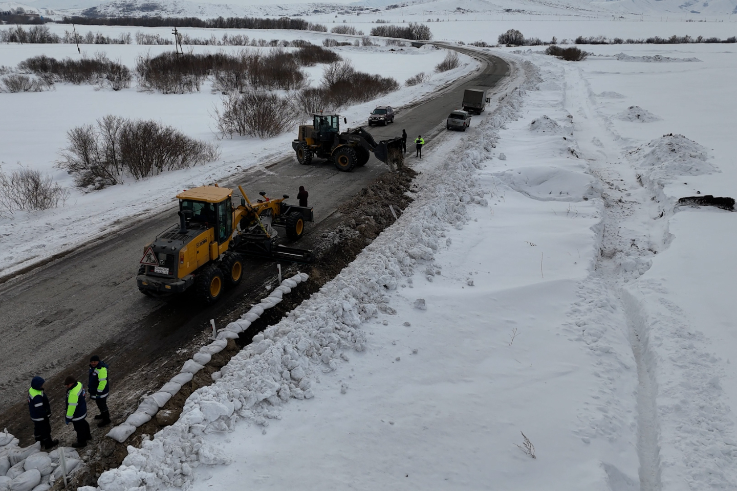 Усть-Каменогорск и ВКО / Готовы ли трассы Восточного Казахстана к весне