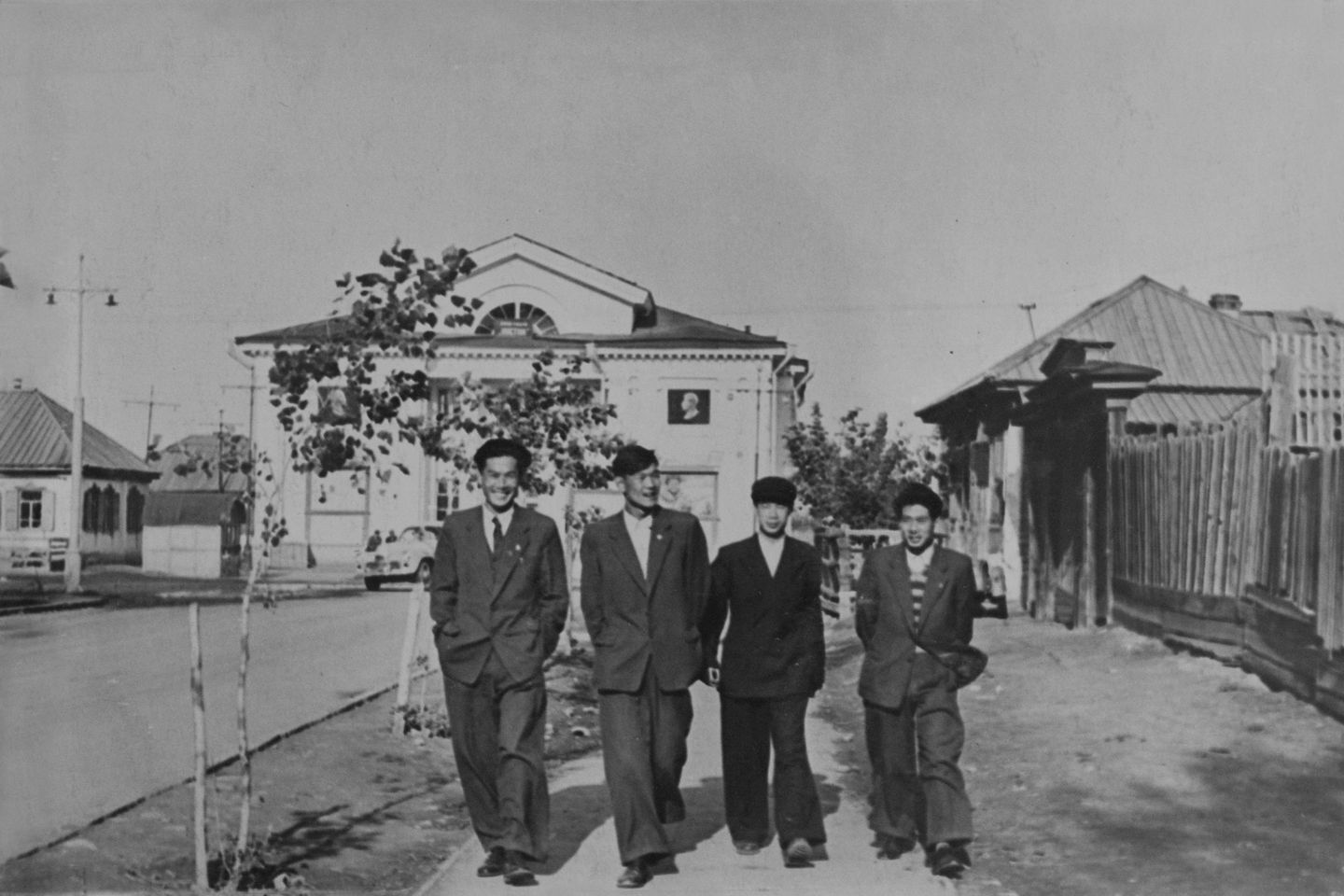 Усть-Каменогорск и ВКО / Усть-Каменогорск / История Усть-Каменогорска в фотографиях: улицы города в 1955 году Усть-Каменогорск и ВКО / Усть-Каменогорск / История Усть-Каменогорска в фотографиях: улицы города в 1955 году