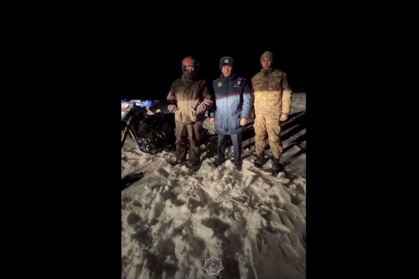 Новости Казахстана / Сотрудники МЧС РК пришли на помощь мужчине, оставшемуся без топлива