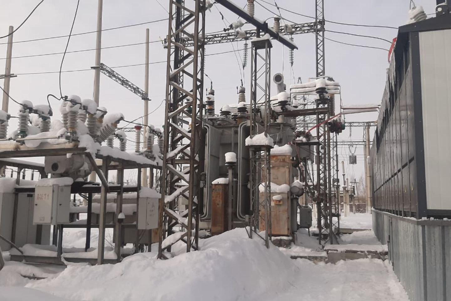 Усть-Каменогорск и ВКО / Самарское (район Самар) / Жители села Самарского теперь будут пользоваться электроэнергией без перебоев