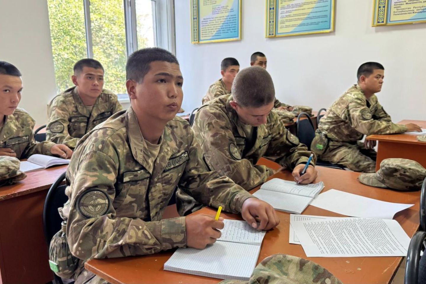 Новости Казахстана / Пилотный проект нового формата военной службы стартует в Казахстане Новости Казахстана / Пилотный проект нового формата военной службы стартует в Казахстане