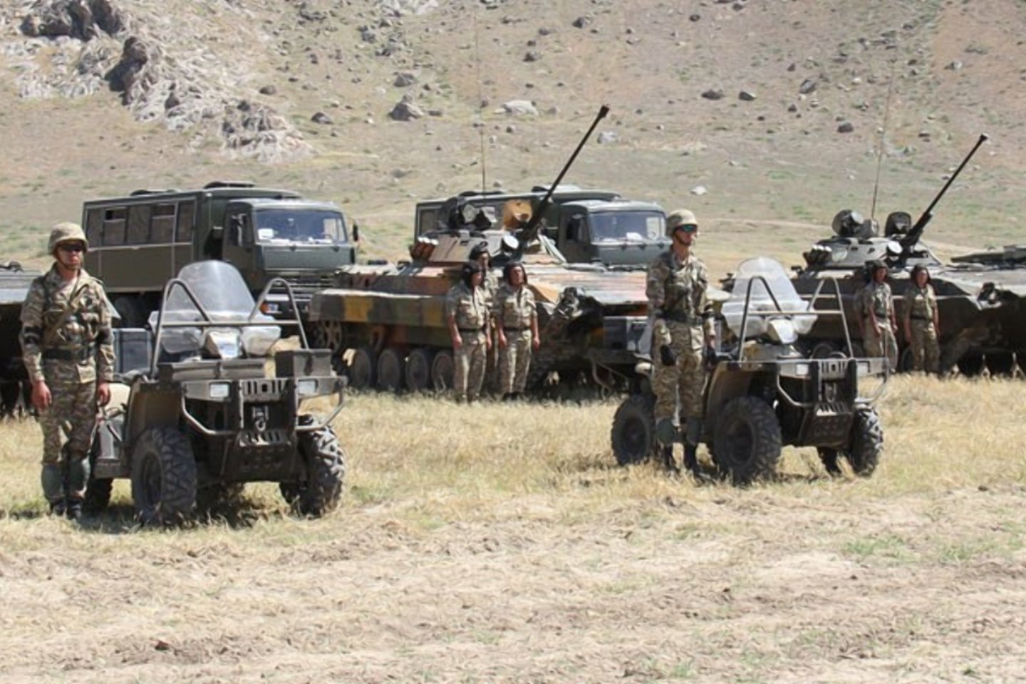 Новости мира / Мировые конфликты / На границе Таджикистана и Киргизии идут бои