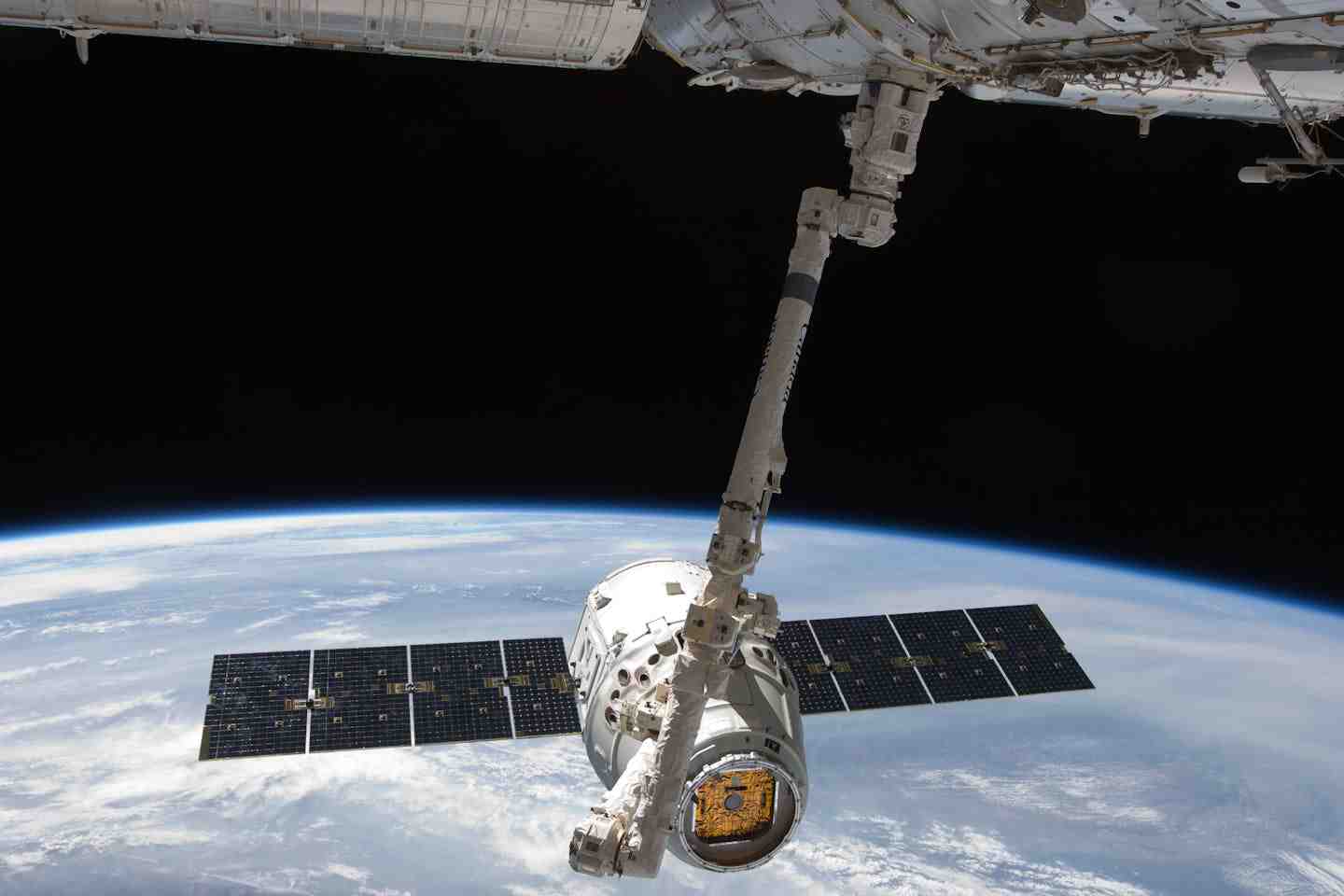 Новости мира / Интересные новости / На космическом корабле Cygnus XL обнаружилась проблема с двигателем Новости мира / Интересные новости / На космическом корабле Cygnus XL обнаружилась проблема с двигателем