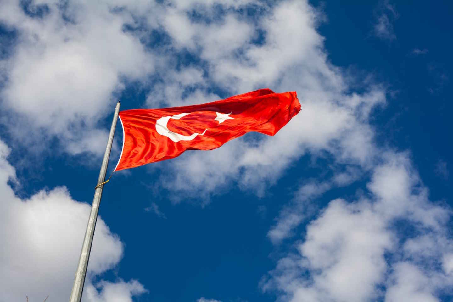 Новости мира / Политика в мире / В Турции предложили создать антитеррористическую коалицию 