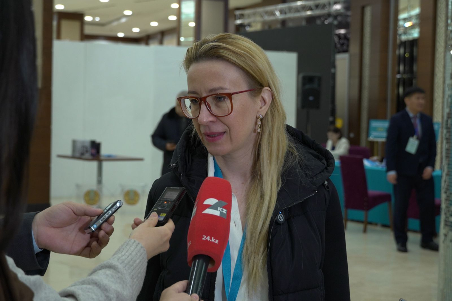 Новости Казахстана / Общество в Казахстане / Международный наблюдатель рассказала о том, как проходит референдум в РК