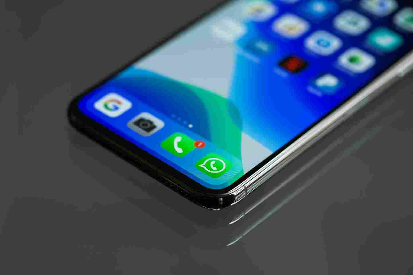 Новости мира / Политика в мире / В России объяснили причины ограничения работы WhatsApp Новости мира / Политика в мире / В России объяснили причины ограничения работы WhatsApp