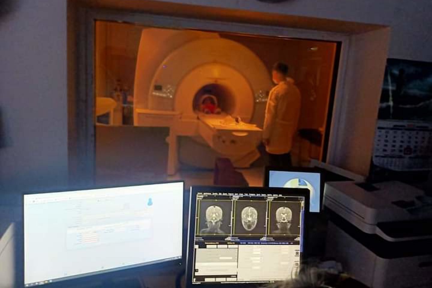 Усть-Каменогорск и ВКО / Семей / В Семее для младенцев стало доступно МРТ-исследование головного мозга