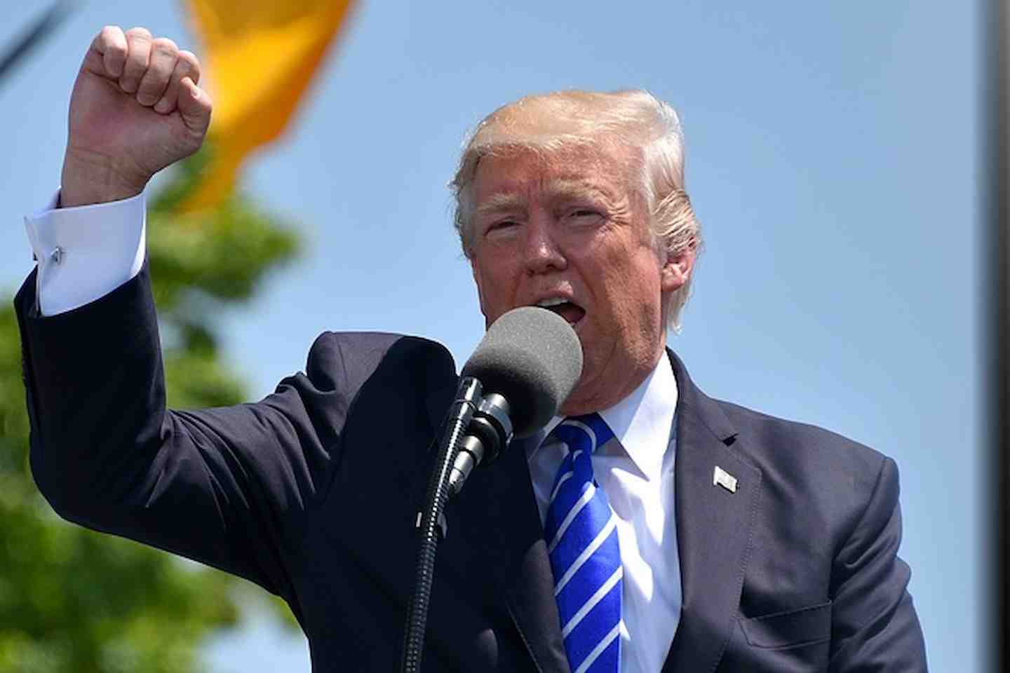Новости мира / Мировые конфликты / Трамп допускает смену власти в Иране Новости мира / Мировые конфликты / Трамп допускает смену власти в Иране