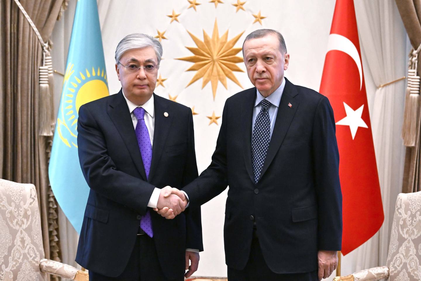 Новости мира / Политика в мире / Президент Казахстана встретился с Реджепом Тайипом Эрдоганом