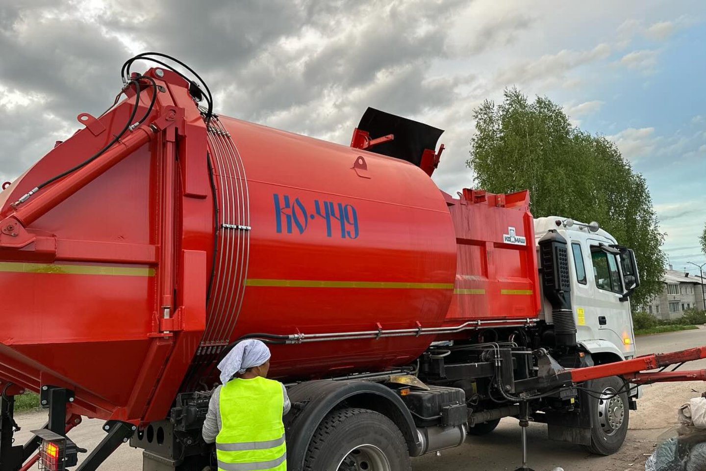 Усть-Каменогорск и ВКО / Алтай (район Алтай) / В городе Алтай новая мусоровывозящая компания - две предыдущие не справились Усть-Каменогорск и ВКО / Алтай (район Алтай) / В городе Алтай новая мусоровывозящая компания - две предыдущие не справились