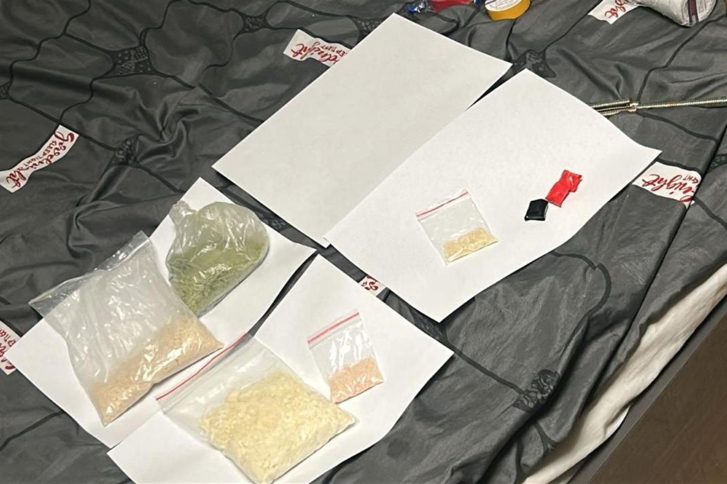 Усть-Каменогорск и ВКО / ШҚО-да психотроптық заттар сатып жүрген ер адам ұсталды