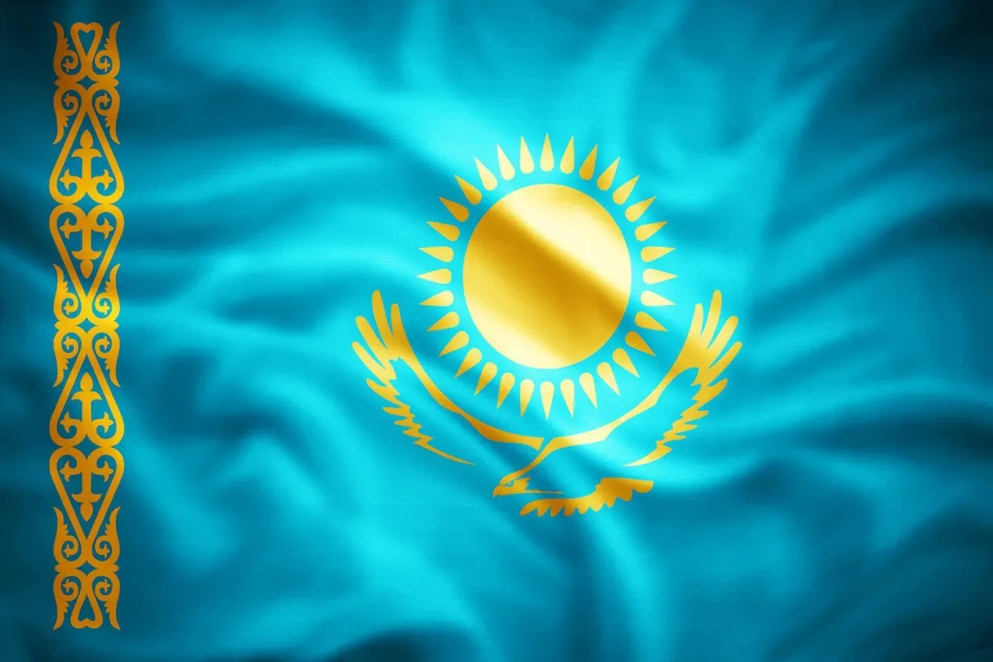 Новости Казахстана / Общество в Казахстане / В Казахстане могут разрешить вывешивать флаг государства на балконах