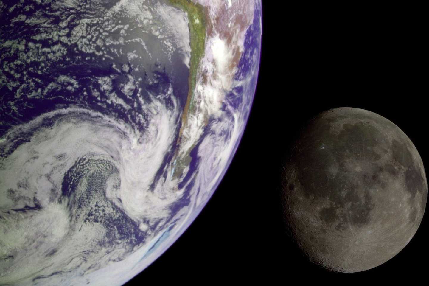 Новости мира / Интересные новости / Лунная миссия NASA стартовала в США