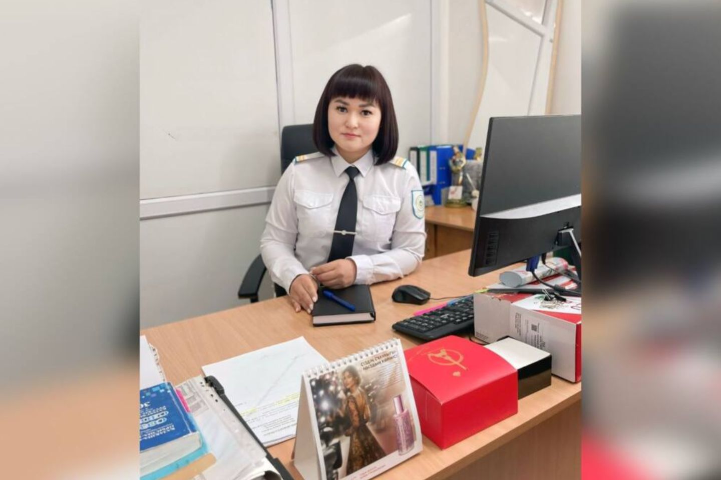 Новости Казахстана / В ТЦ Павлодара сотрудница полиции остановила перевод 1,5 млн тенге мошенникам Новости Казахстана / В ТЦ Павлодара сотрудница полиции остановила перевод 1,5 млн тенге мошенникам