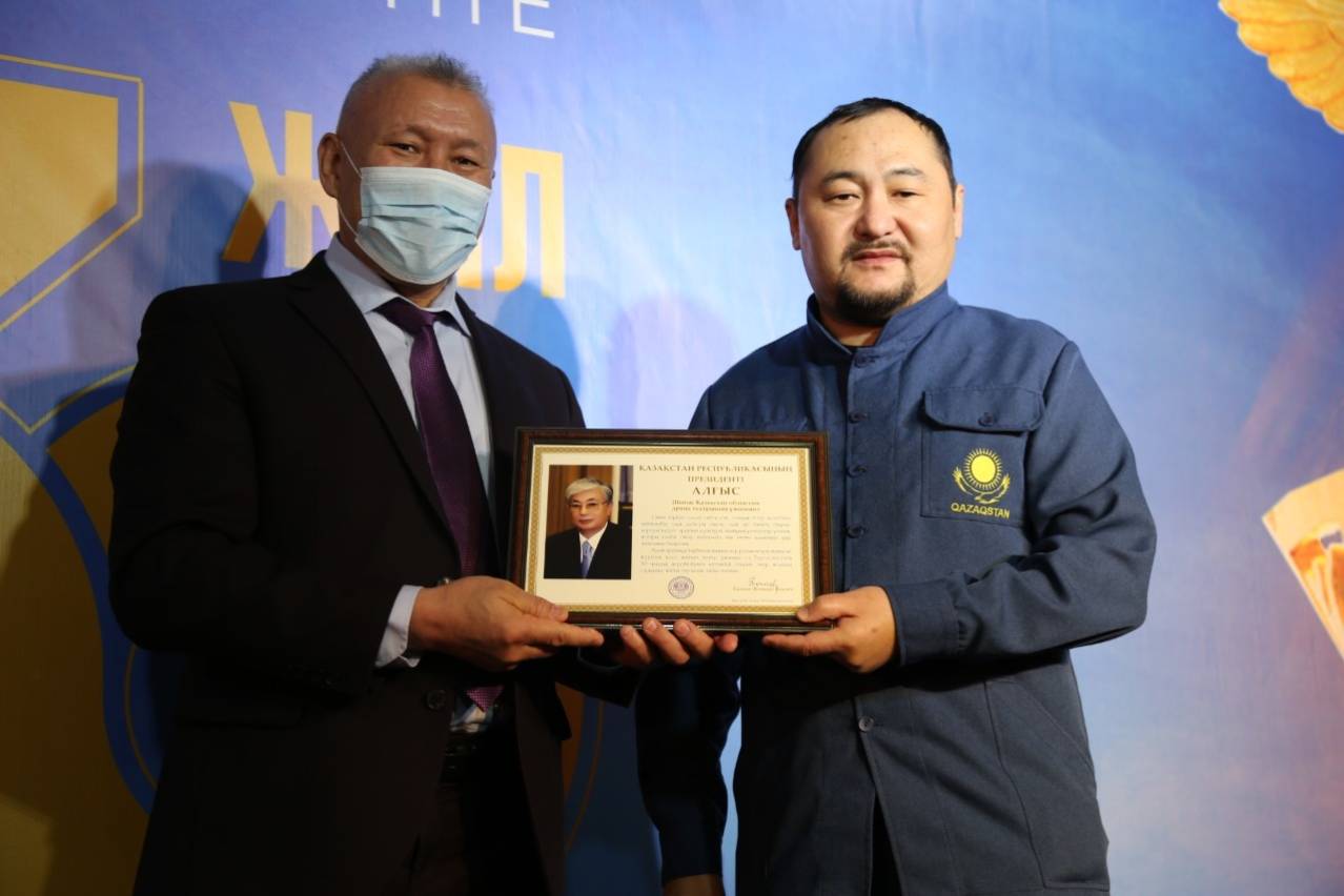 Новости Казахстана / Общество в Казахстане / Театр ВКО получил награду от Президента страны