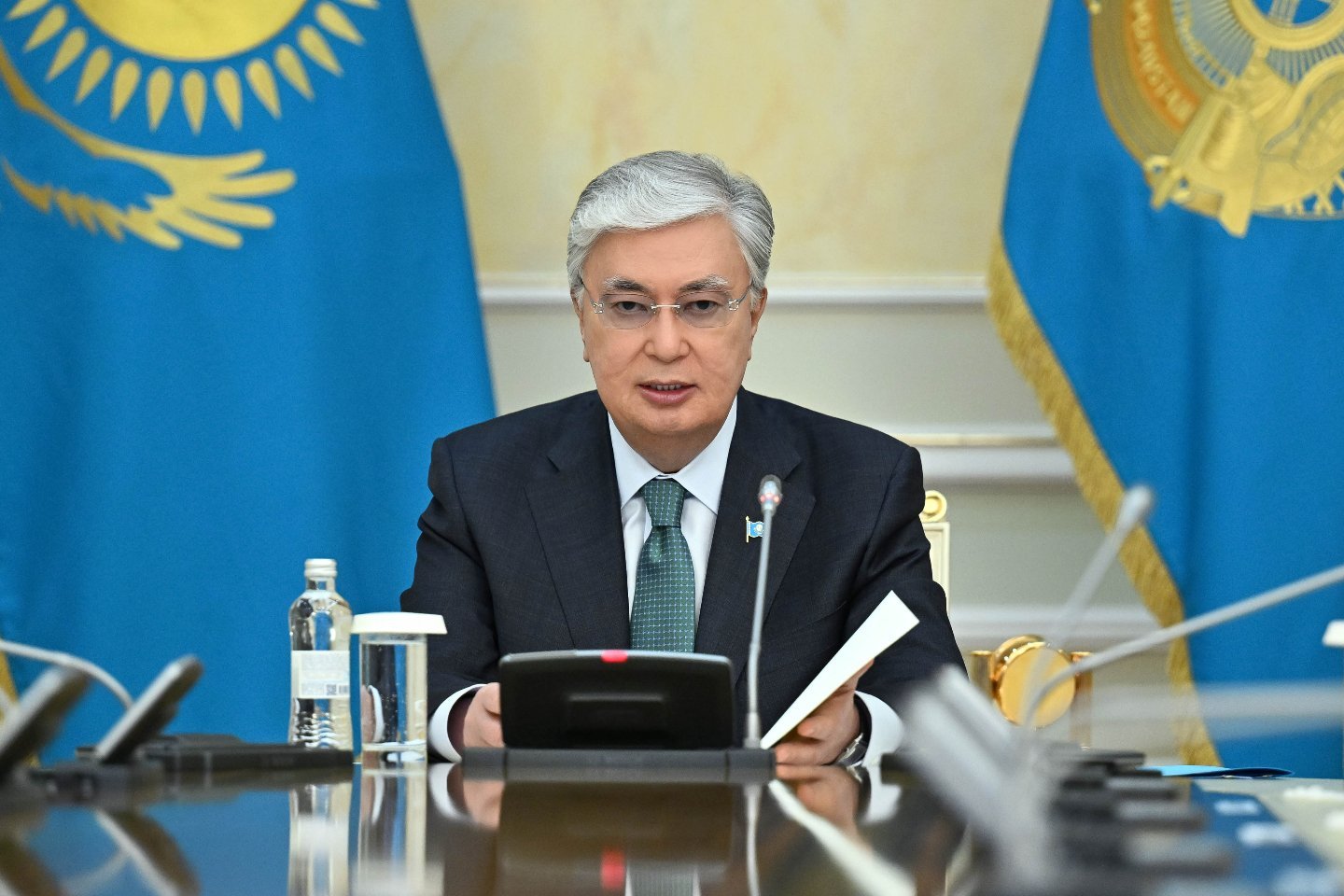 Новости Казахстана / Президент РК поручил сохранить паводковую воду для нужд сельского хозяйства