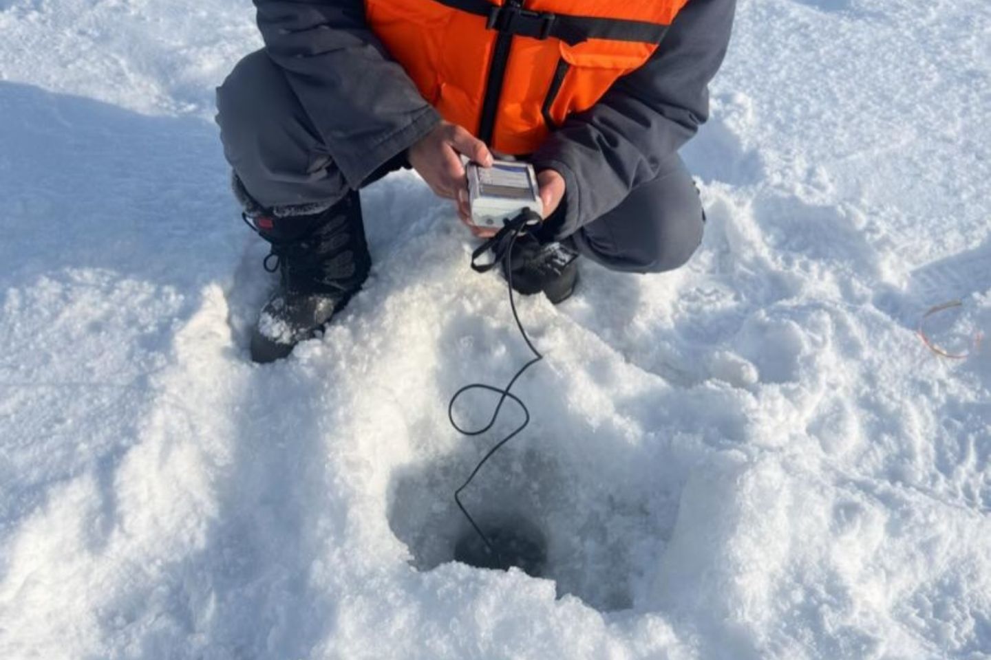 Усть-Каменогорск и ВКО / Ученые изучают рыб уникального высокогорного озера Маркаколь