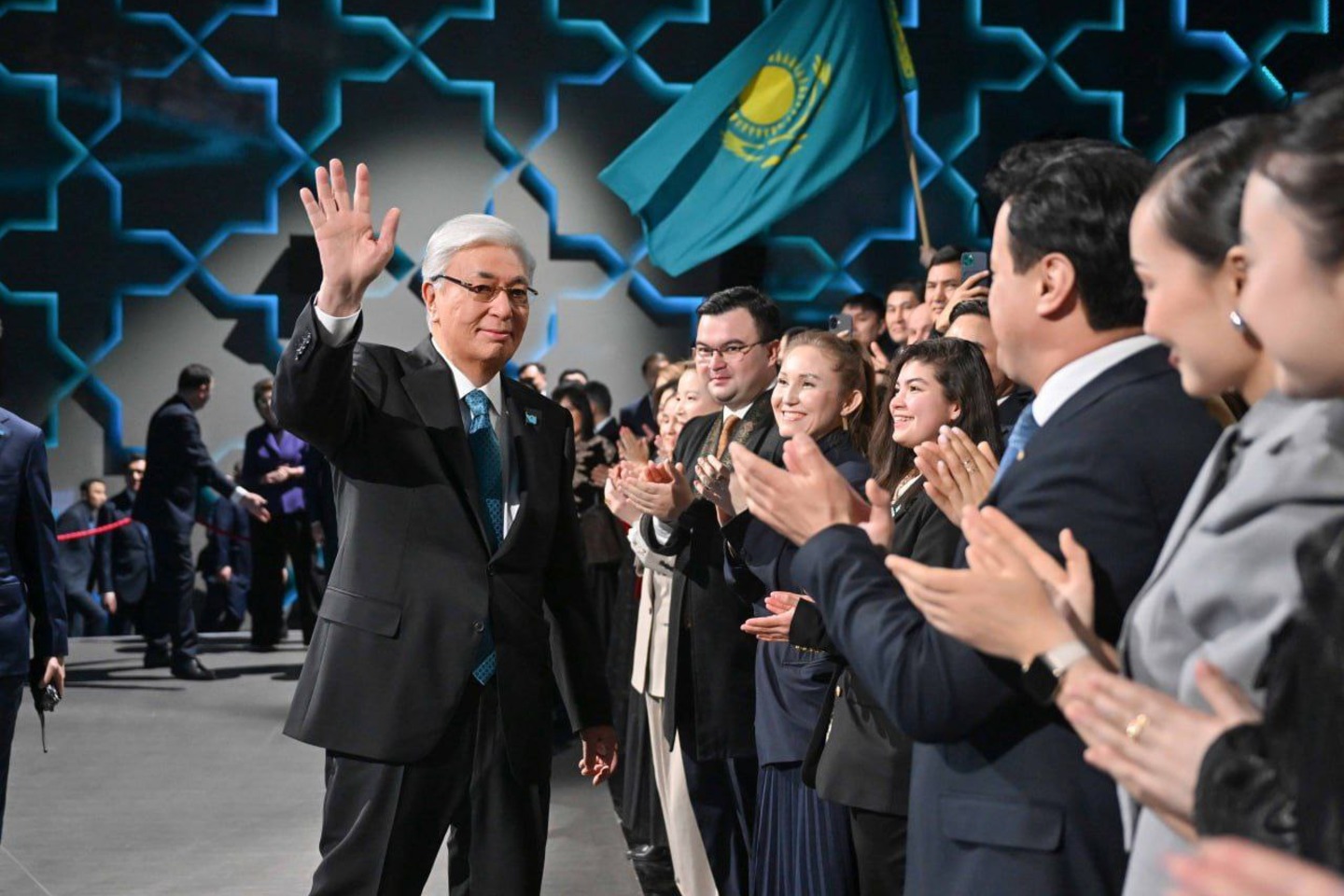 Новости Казахстана / Мемлекет басшысы: "Жаңа Конституция – Тәуелсіздік пен егемендік тірегі"