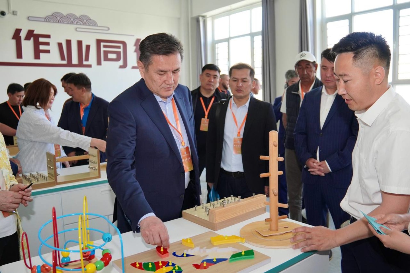 Новости мира / ШҚО әкімі бастаған делегация іссапармен Қытайда жүр Новости мира / ШҚО әкімі бастаған делегация іссапармен Қытайда жүр