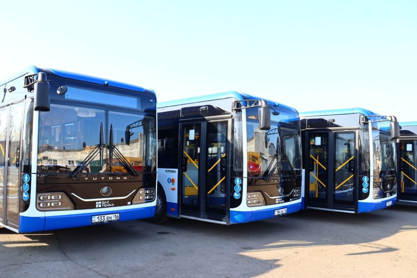 Усть-Каменогорск и ВКО / Өскеменге YUTONG маркалы жаңа 12 автобус жеткізілді
