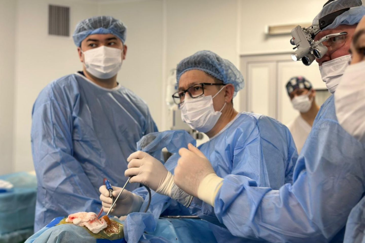 Усть-Каменогорск и ВКО / В Восточном Казахстане хирурги удалили опухоль гипофиза…через нос Усть-Каменогорск и ВКО / В Восточном Казахстане хирурги удалили опухоль гипофиза…через нос