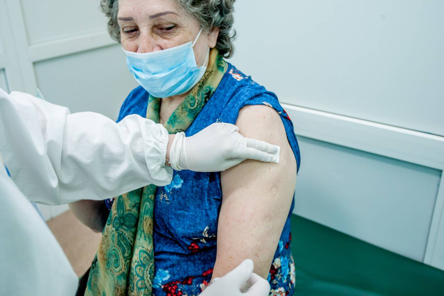 Новости Казахстана / Медицина в Казахстане / Исследование показало эффективность вакцины QazVac против штамма "дельта"