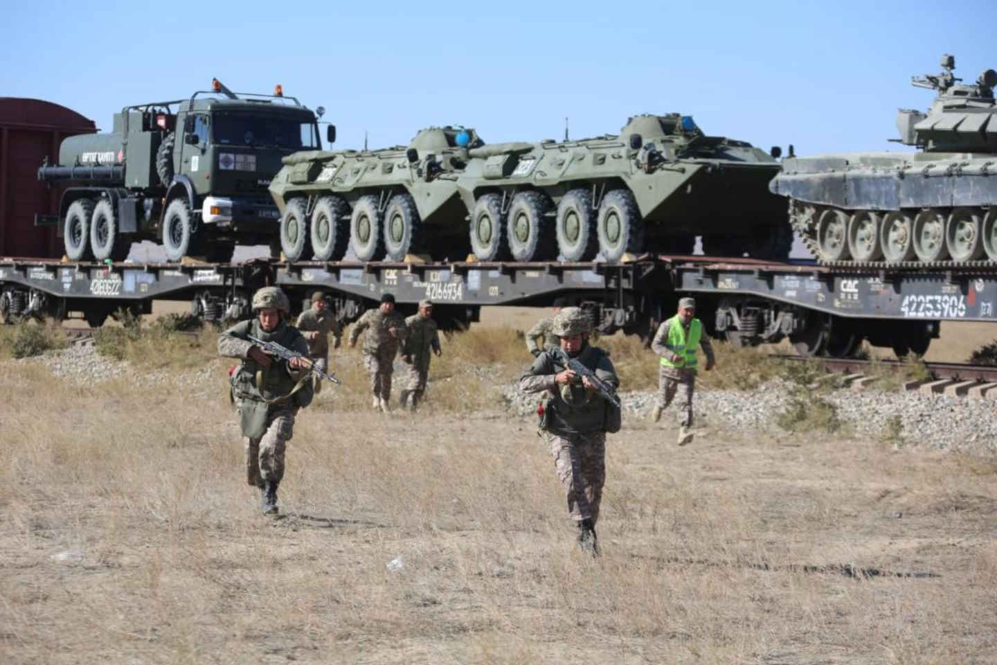 Новости Казахстана / Общество в Казахстане / Минобороны РК предупреждает о переброске военной техники