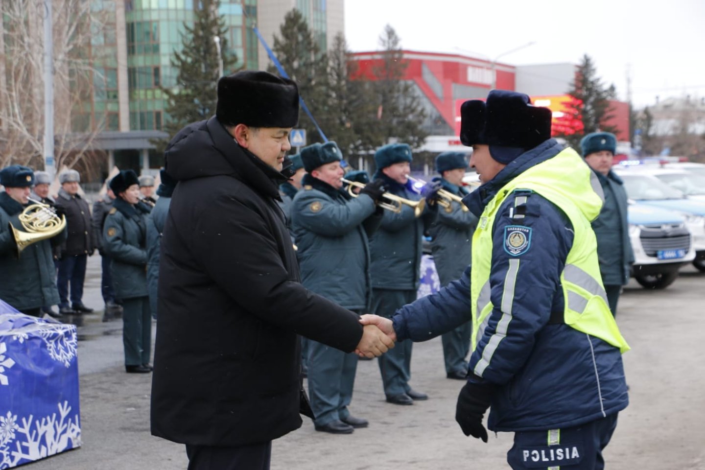 Усть-Каменогорск и ВКО / Новенькие служебные авто получили полицейские ВКО
