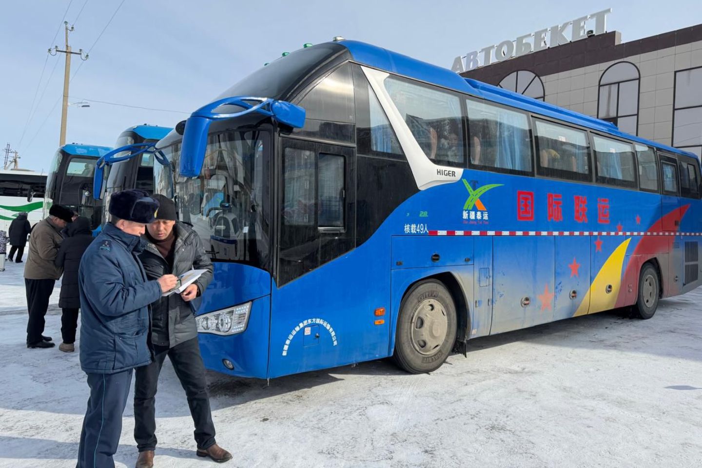 Усть-Каменогорск и ВКО / Более тысячи перевозчиков нарушили правила дорожного движения в ВКО