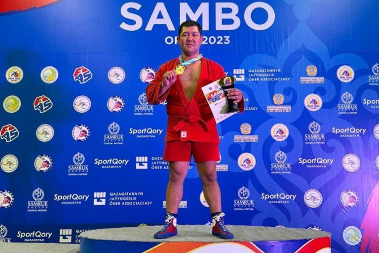 Усть-Каменогорск и ВКО / Усть-Каменогорск / Военнослужащий из ВКО стал чемпионом мира по самбо