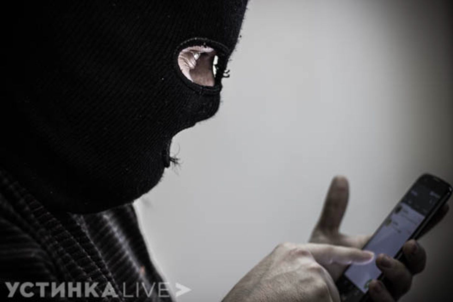 Новости Казахстана / Лжесотрудник Нацбанка едва не похитил у казахстанской пенсионерки 2 млн тенге Новости Казахстана / Лжесотрудник Нацбанка едва не похитил у казахстанской пенсионерки 2 млн тенге