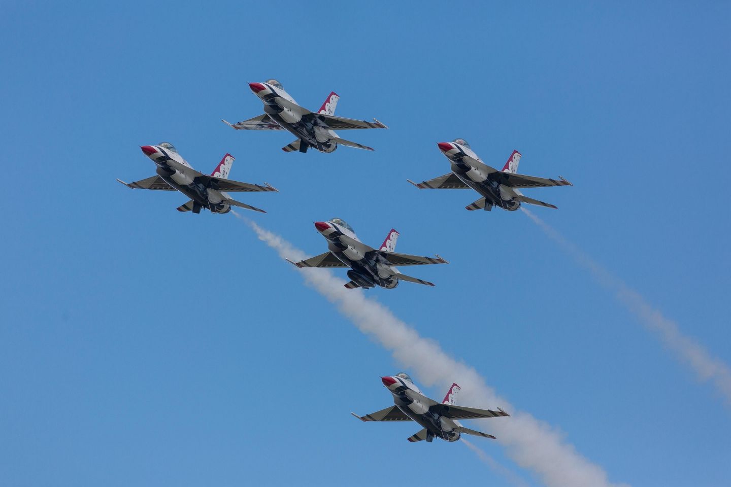 Новости мира / Утренняя панорама мировых новостей за 8 декабря