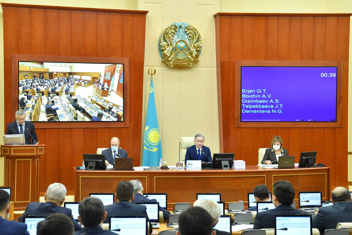 Новости Казахстана / Общество в Казахстане / В Мажилисе подняли ряд актуальных тем, озвучив их в депутатских запросах