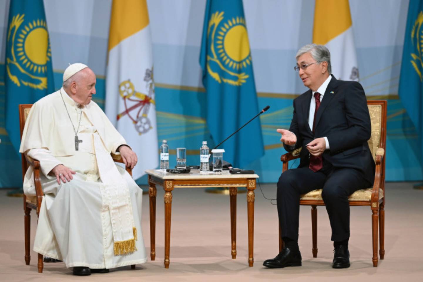 Новости мира / Понтифик поучаствовал в съезде мировых религий в Казахстане