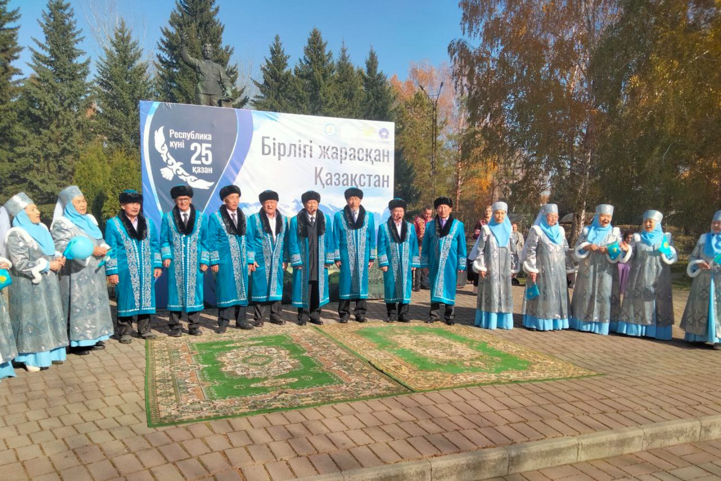 Усть-Каменогорск и ВКО / Усть-Каменогорск / Праздник "с народной душой" прошел в Усть-Каменогорском парке имени Кайсенова Усть-Каменогорск и ВКО / Усть-Каменогорск / Праздник "с народной душой" прошел в Усть-Каменогорском парке имени Кайсенова