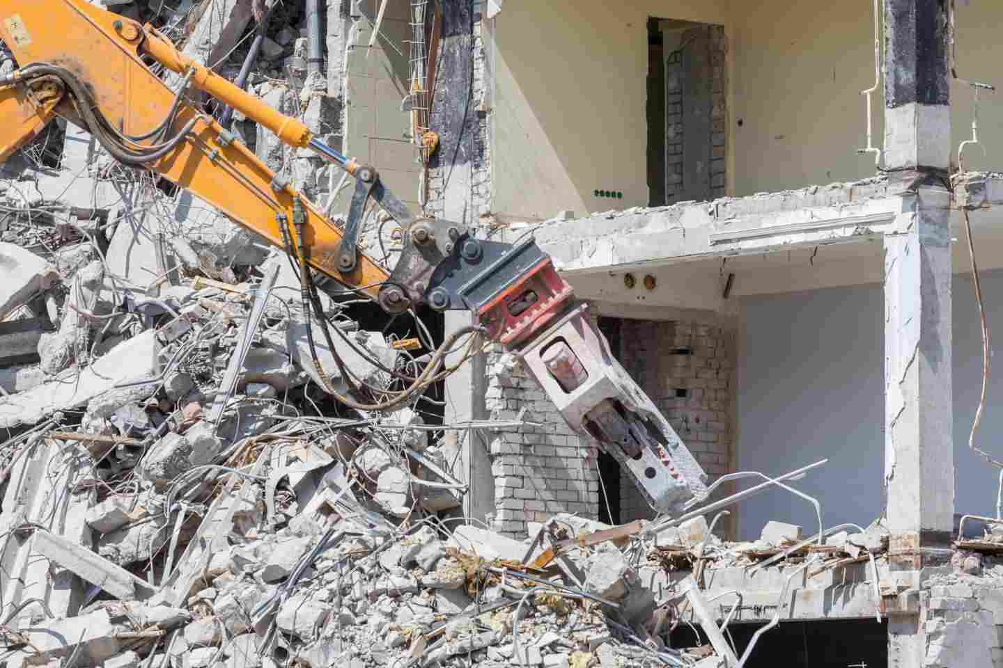 Новости Казахстана / Общество в Казахстане / Застройщика обязали снести объект незаконного строительства в Петропавловске