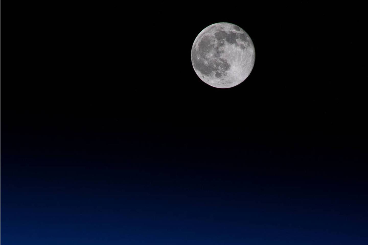 Новости мира / Интересные новости / ESA прекращает сотрудничество с Россией по лунной программе