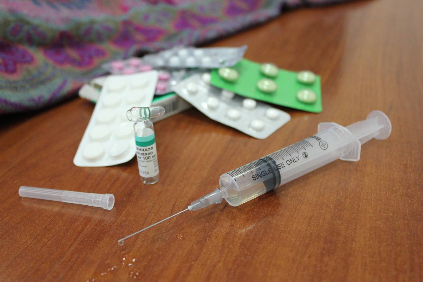 Новости мира / Гинцбург заявил об отсутствии противопоказаний  у назальной вакцины COVID-19