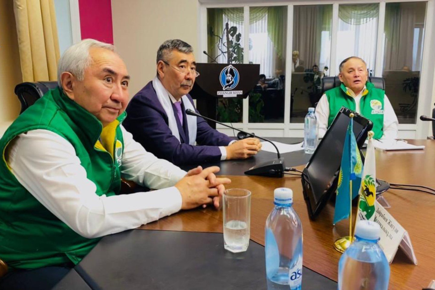 Новости Казахстана / Общество в Казахстане / Кандидат в Президенты посетил Западно-Казахстанскую область