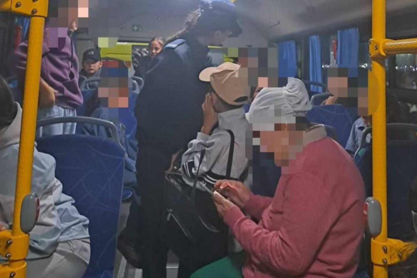 Происшествия в Казахстане и мире / Более двух сотен детей потерялись на праздновании Дня шахтера в Караганде Происшествия в Казахстане и мире / Более двух сотен детей потерялись на праздновании Дня шахтера в Караганде