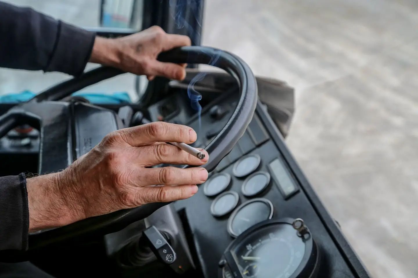 Усть-Каменогорск и ВКО / Усть-Каменогорск / Автобусы ТОО "Бақыт жол" водворены на штрафстоянку за незаконный выход на линию Усть-Каменогорск и ВКО / Усть-Каменогорск / Автобусы ТОО "Бақыт жол" водворены на штрафстоянку за незаконный выход на линию