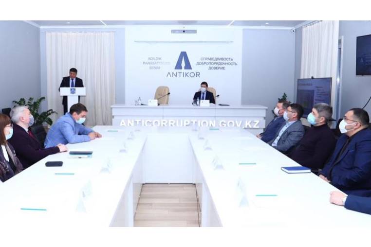 Новости Казахстана / Общество в Казахстане / В АПК по ВКО назвали новый курс антикоррупционной политики региона