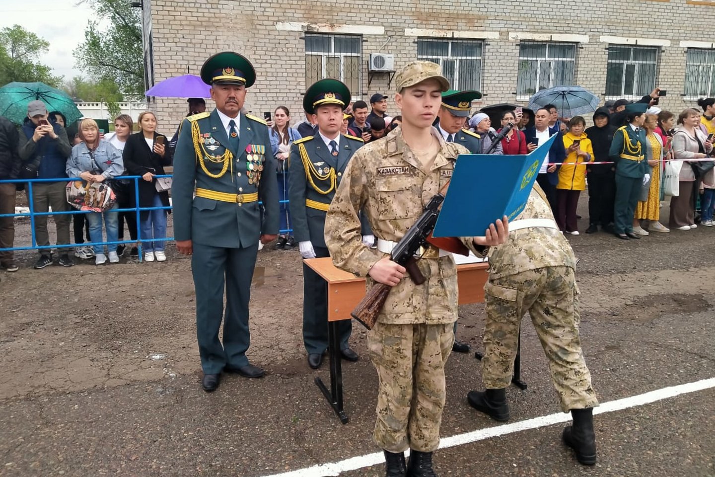Усть-Каменогорск и ВКО / Свыше 550 молодых пограничников в ВКО приняли присягу