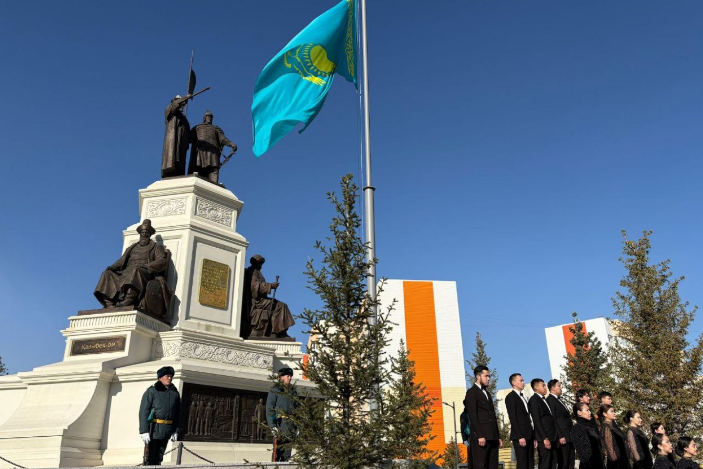 Усть-Каменогорск и ВКО / В Восточном Казахстане провели церемонию поднятия Государственного флага Усть-Каменогорск и ВКО / В Восточном Казахстане провели церемонию поднятия Государственного флага